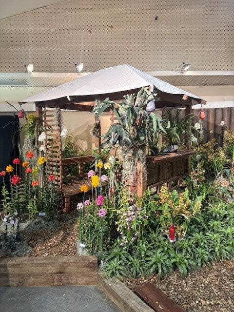 5’x7' Hip Roof Potting Table Ciesta Cazita