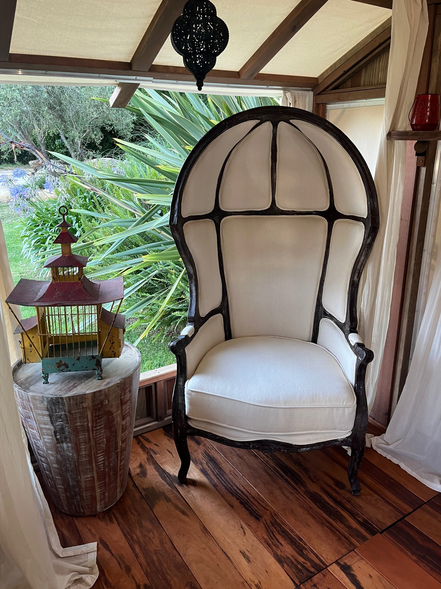 Bungalow Cazita 3 Pop Outs open with Sheer Curtains