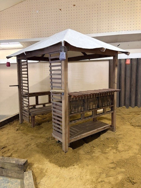 5’x7' Hip Roof Potting Table Ciesta Cazita