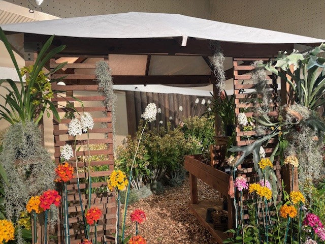5’x7' Hip Roof Potting Table Ciesta Cazita